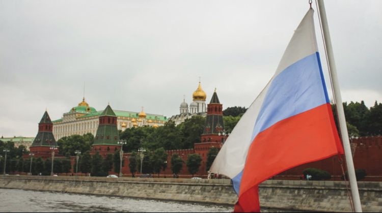 Дальше не испортит: Кремль отреагировал на планы по закрытию консульств США в России