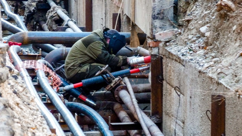 Аварию водопровода на «Авангарде» ликвидируют во Владивостоке