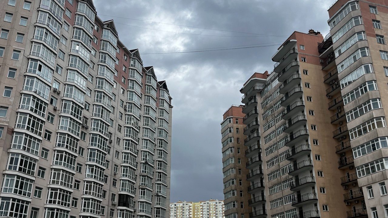 «Стереотипы, сексизм, разводы»: что мешает снять летом квартиру во Владивостоке?