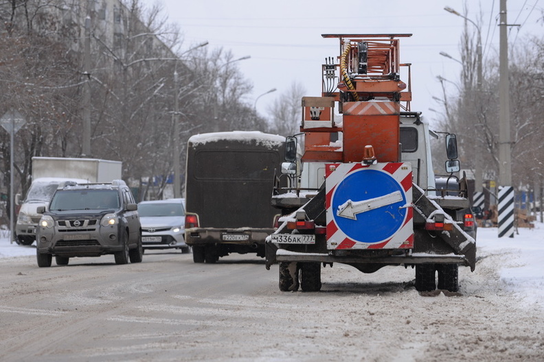 Автомобилистов Владивостока просят не парковаться 31 декабря в одном месте