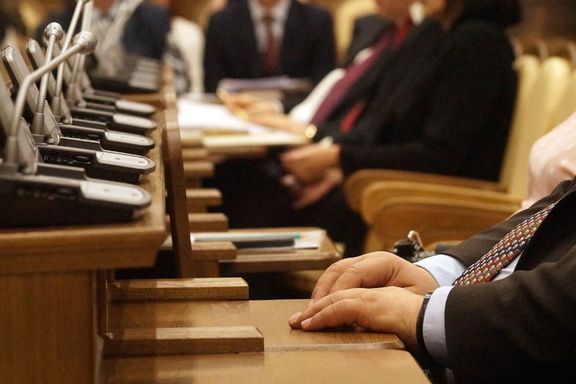 «Кресло» важнее: депутаты Партизанска исключили вопрос о бюджете из повестки