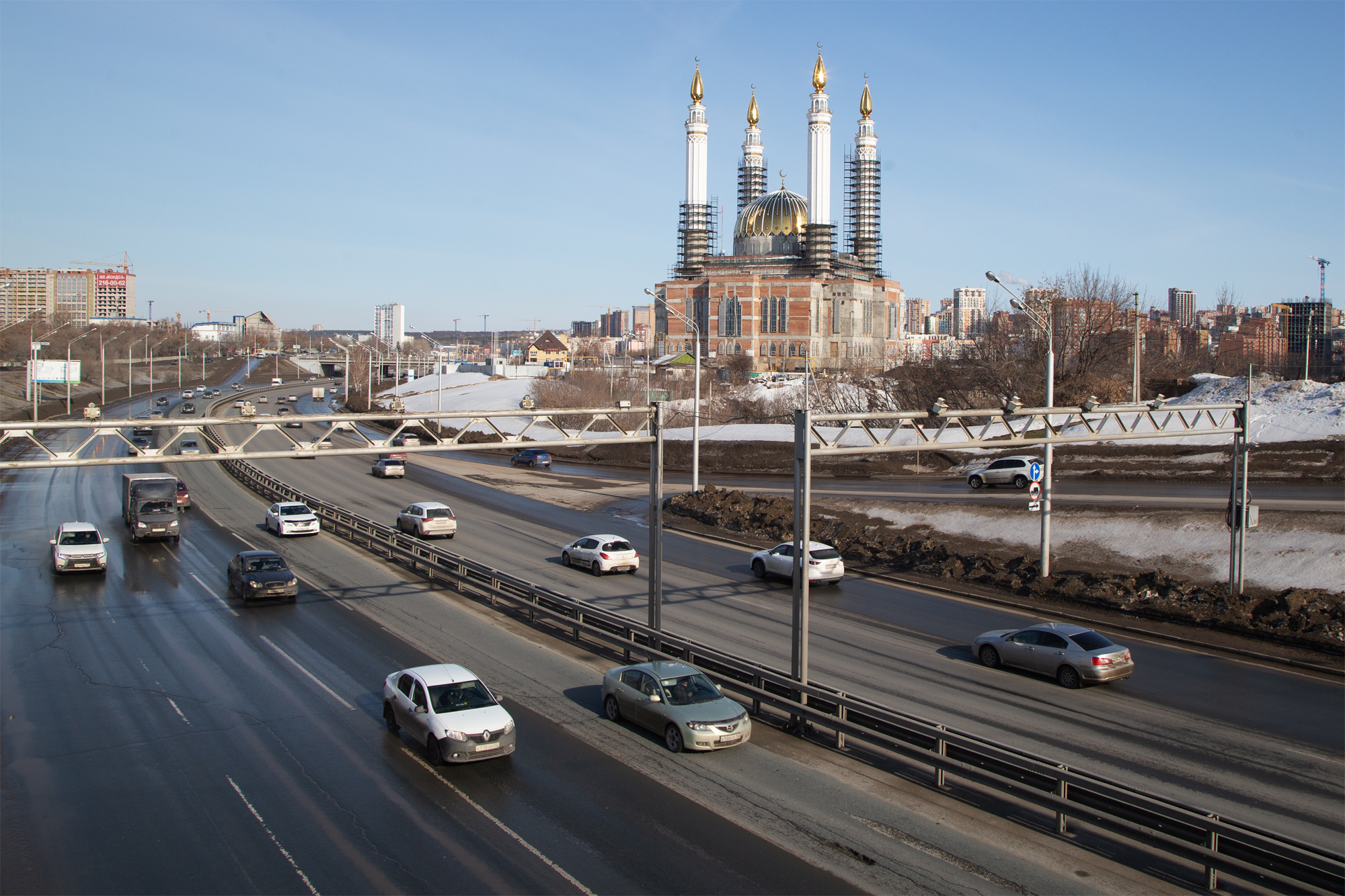 На популярной дороге Владивостока установили новый скоростной режим