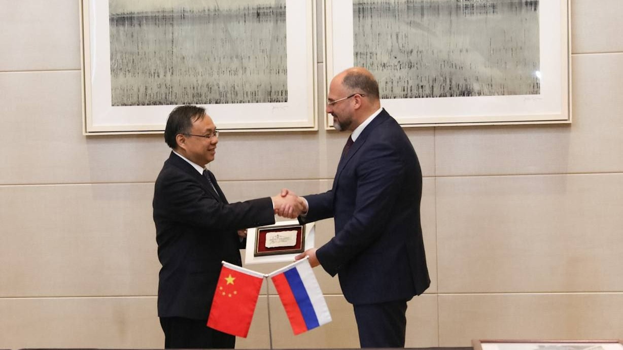 Мэр Владивостока обсудил развитие сотрудничества с китайскими коллегами
