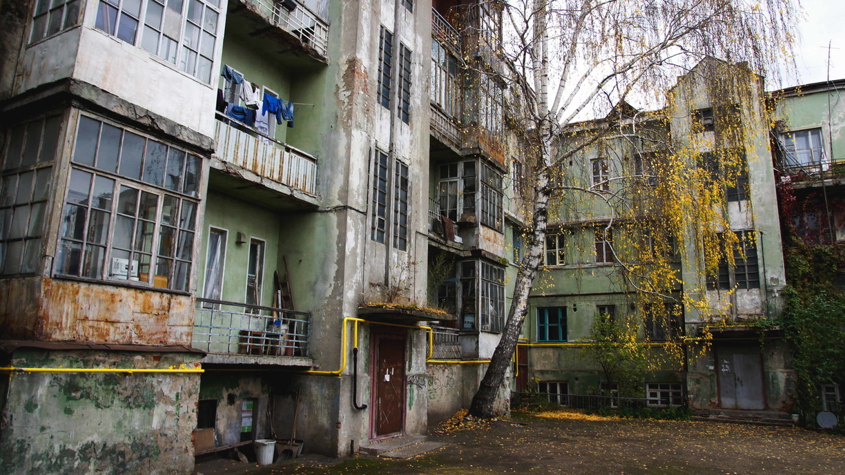 Чьи квартиры ремонтируем? Администрация Владивостока разместила интересные закупки