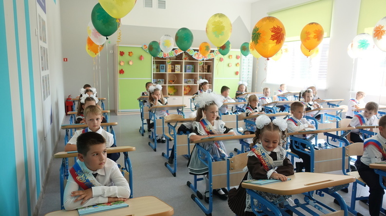 «Маски учителям и линейки без родителей»: каким будет начало учебного года в Приморье