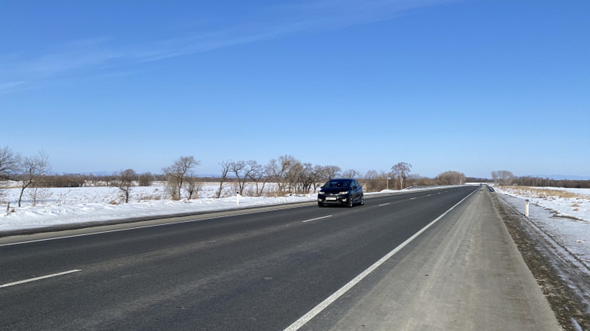 Почти 40 километров популярной трассы обновили в Приморье за минувший год