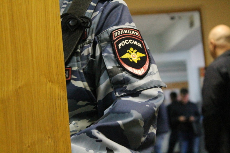 ФСБ в деле: экс-начальник из ГИБДД Приморья мог участвовать в преступной схеме