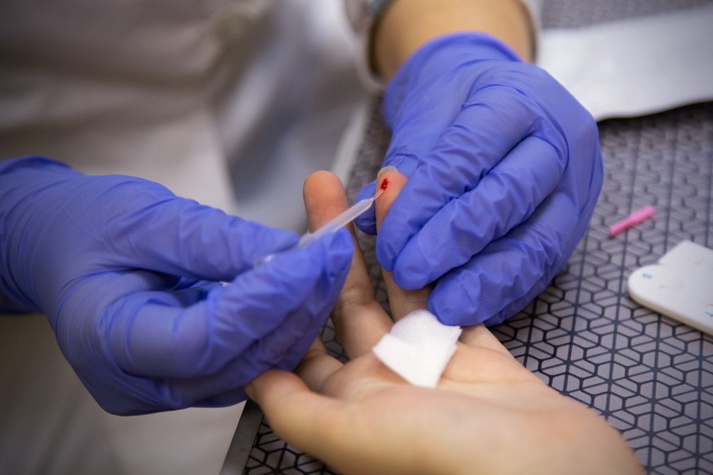 «Сдай анализ, чтобы знать точно»: в Приморье прошла акция тестирования на ВИЧ