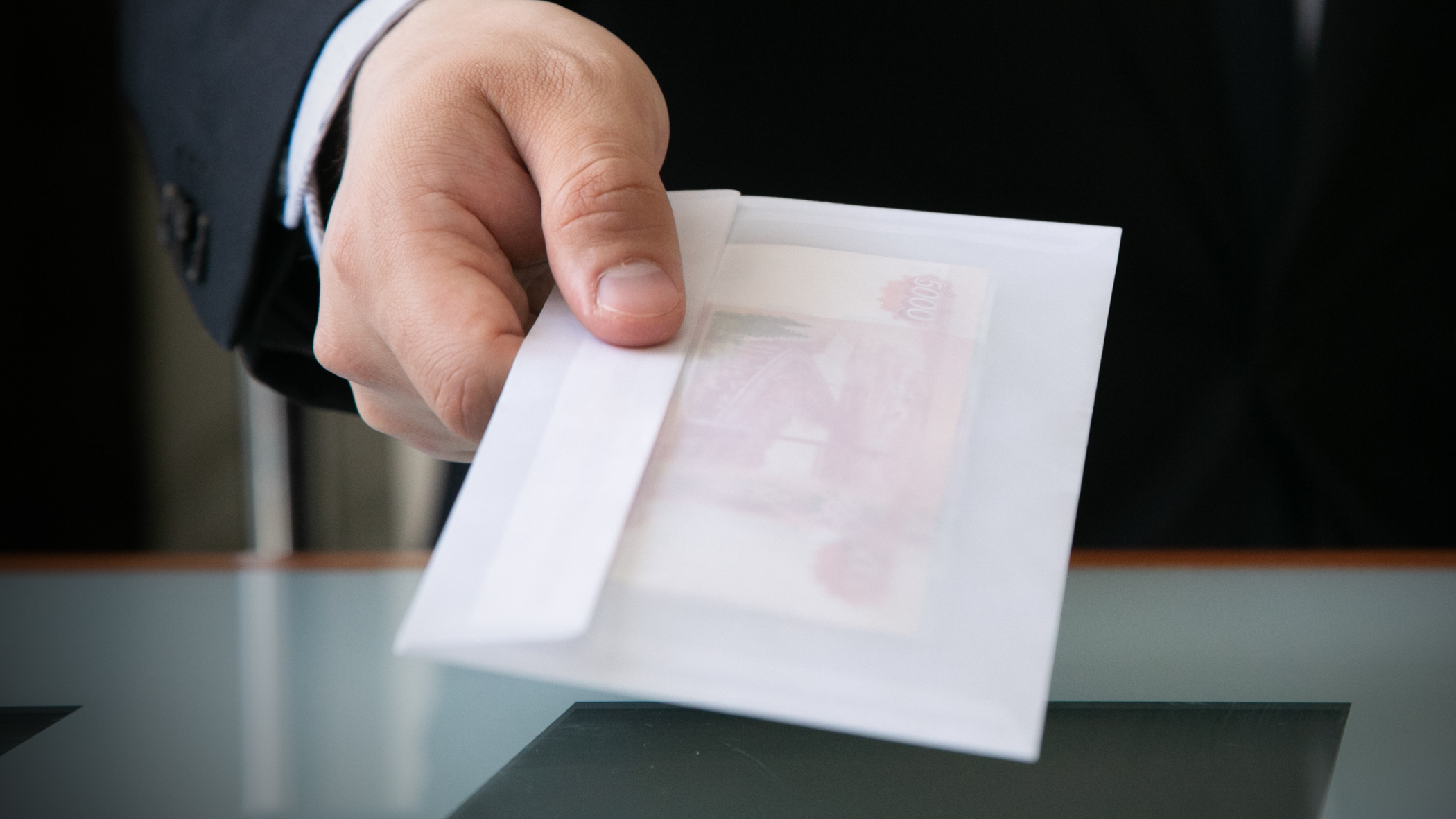 Названы самые «денежные» вакансии Приморья с зарплатой от 300 000 рублей