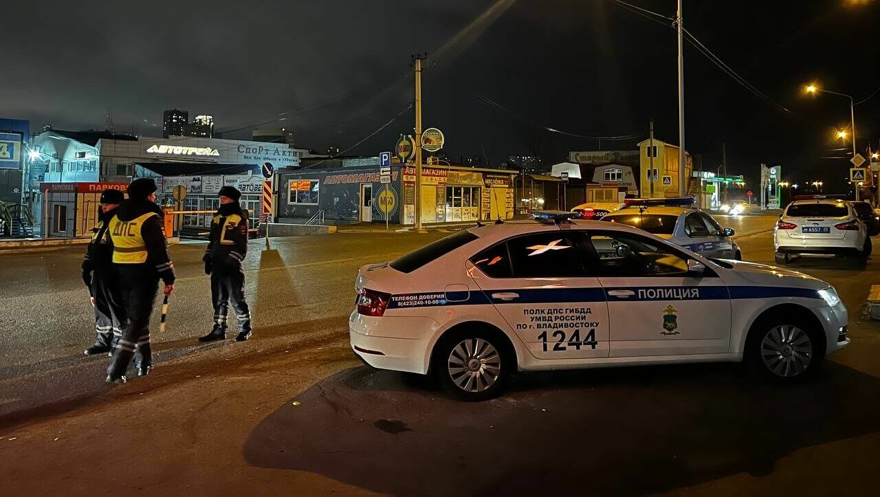 Ночной дозор: как ГИБДД ловит пьяных водителей во Владивостоке