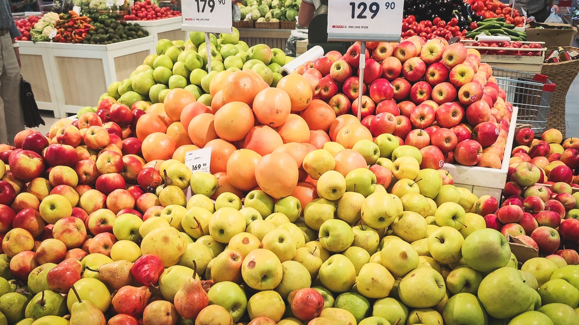 Какие виды яблок и почему могут навредить вашему здоровью