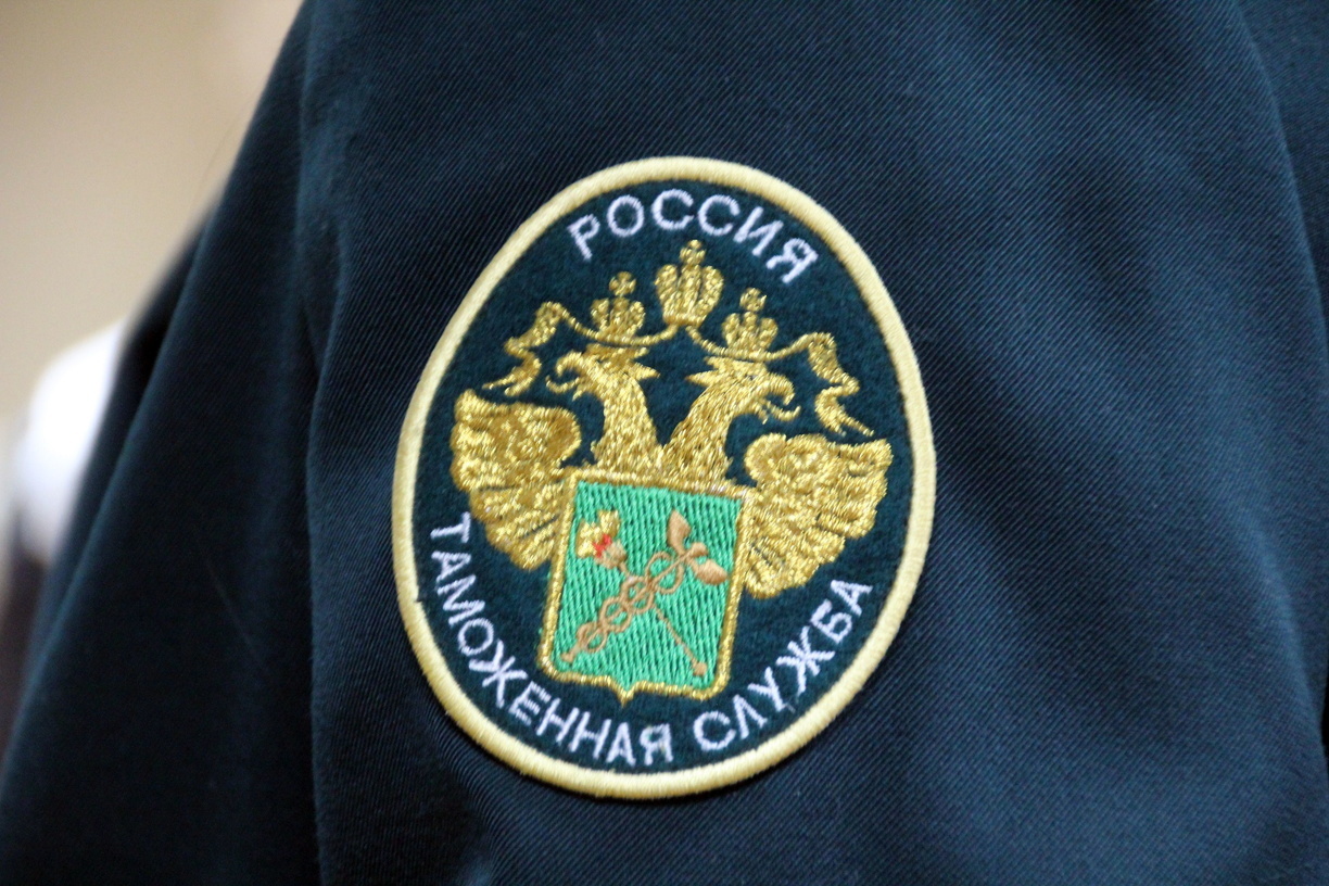 Скандал с контрабандой на 30 000 000 рублей через Владивосток раскрыт силовиками