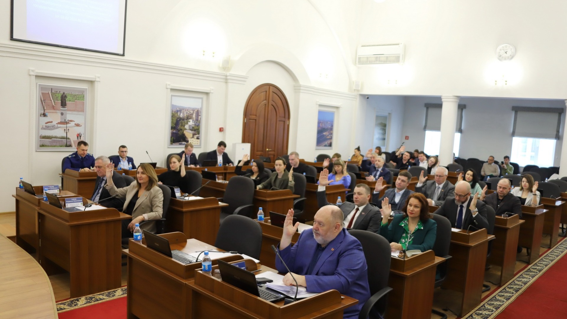 Целый ряд важных решений приняли депутаты Думы Владивостока
