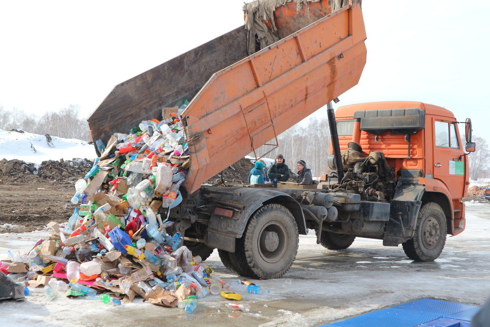 «Как можно скорее»: Олег Кожемяко озвучил жёсткое решение по мусорному полигону