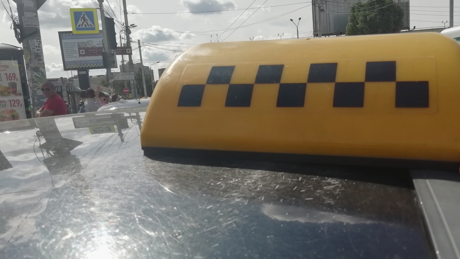 «Налетай, подешевело»: ценник на такси в Приморье упал — Минтранс РФ