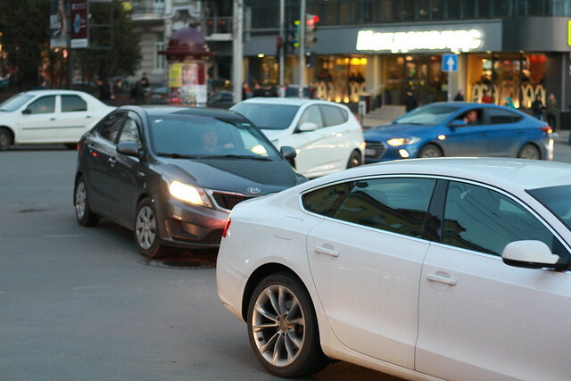 Мы просто стоим: километровая пробка сковала трассу во Владивостоке