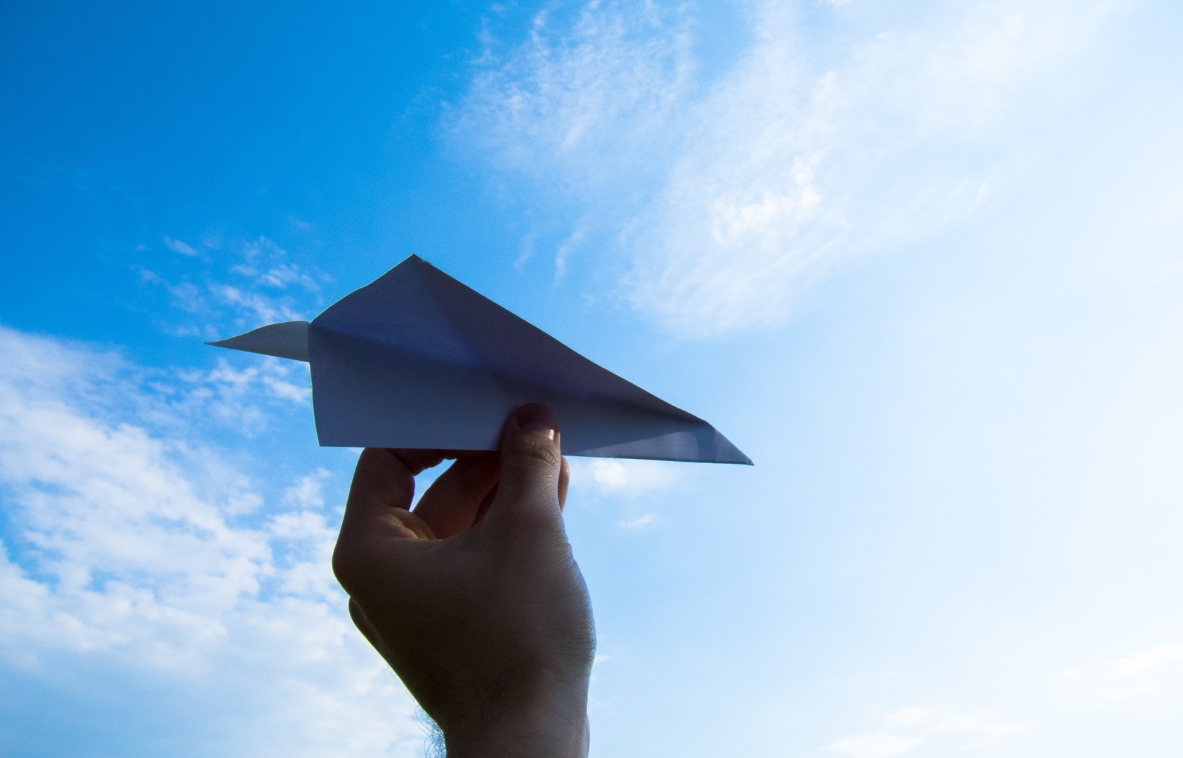 Чемпионат по запуску бумажных самолетиков состоялся в Приморье