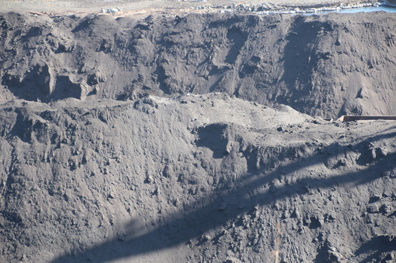 Росприроднадзор судится с сахалинской угольной компанией