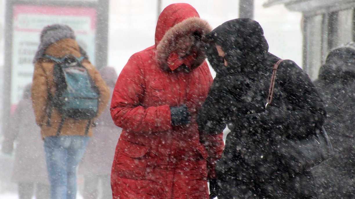 Снег и сильный ветер: названо время ухудшения погоды в Приморском крае