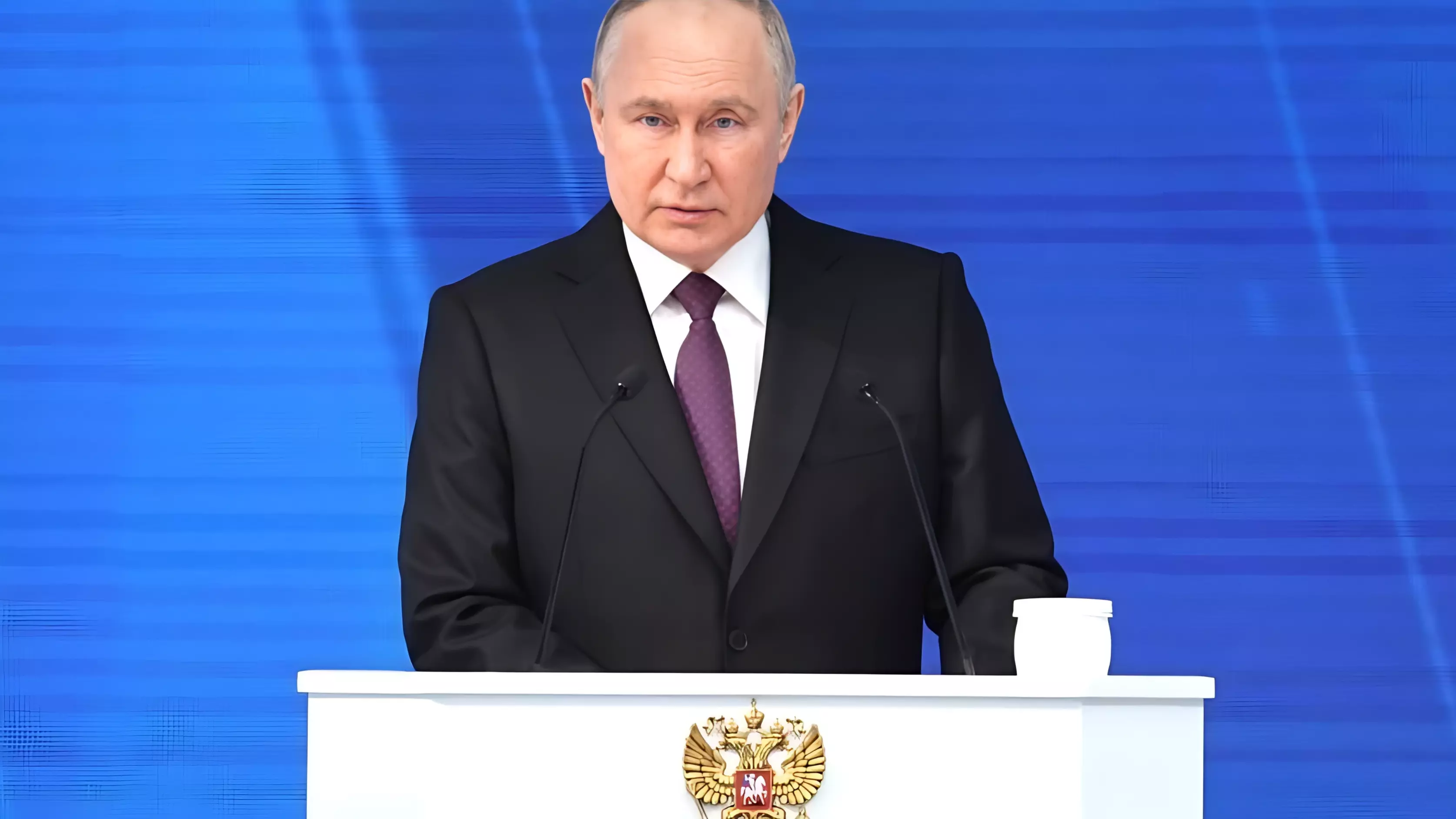 Владимир Путин вступил в должность Президента России на шестилетний срок