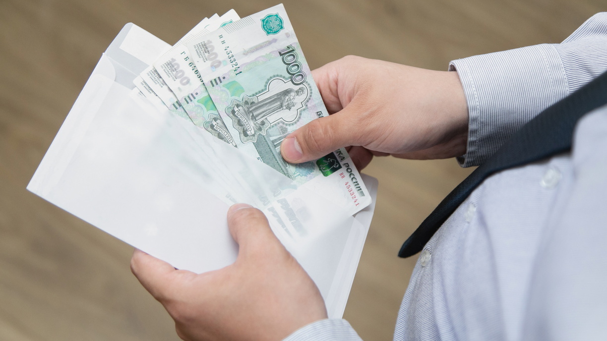 Названа средняя зарплата в Приморье по итогам 2020 года — получаете столько?