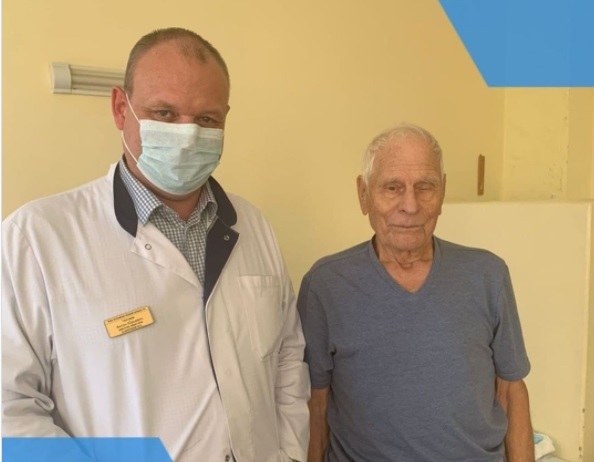 Приморские врачи поставили на ноги 93-летнего пациента