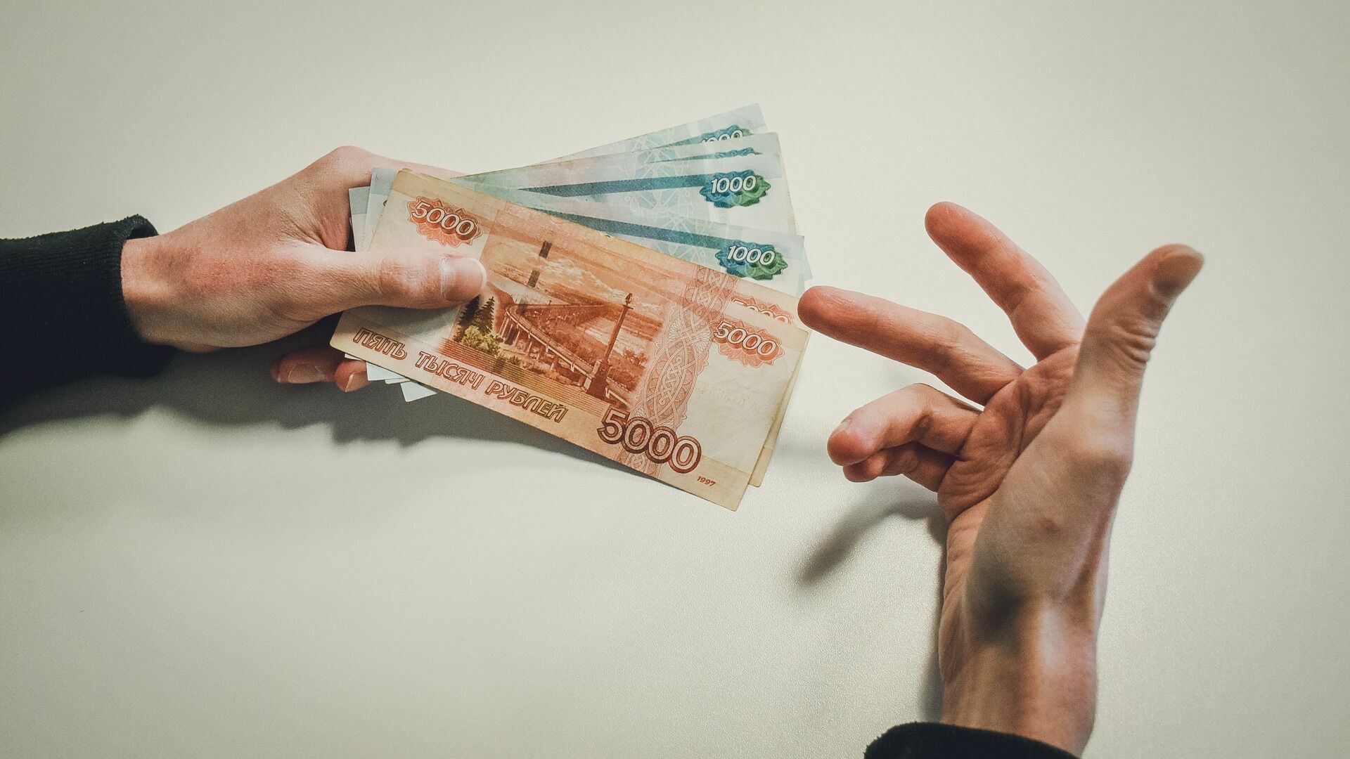 Брачный аферист обманным путем получил более 10 миллионов рублей в Приморье