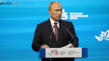 «Будем поддерживать»: президент РФ во Владивостоке дал старт работе новых предприятий