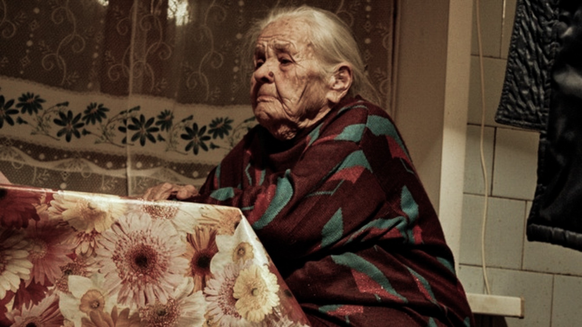 Мужчина лишит жилья 90-летнюю мать бывшей жены в Приморском крае