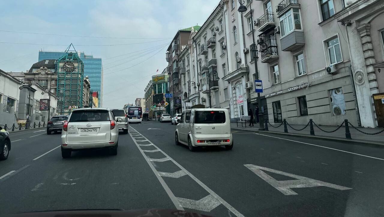 «А» = «Апасность»: выделенные полосы во Владивостоке уже опустошают карманы водителей