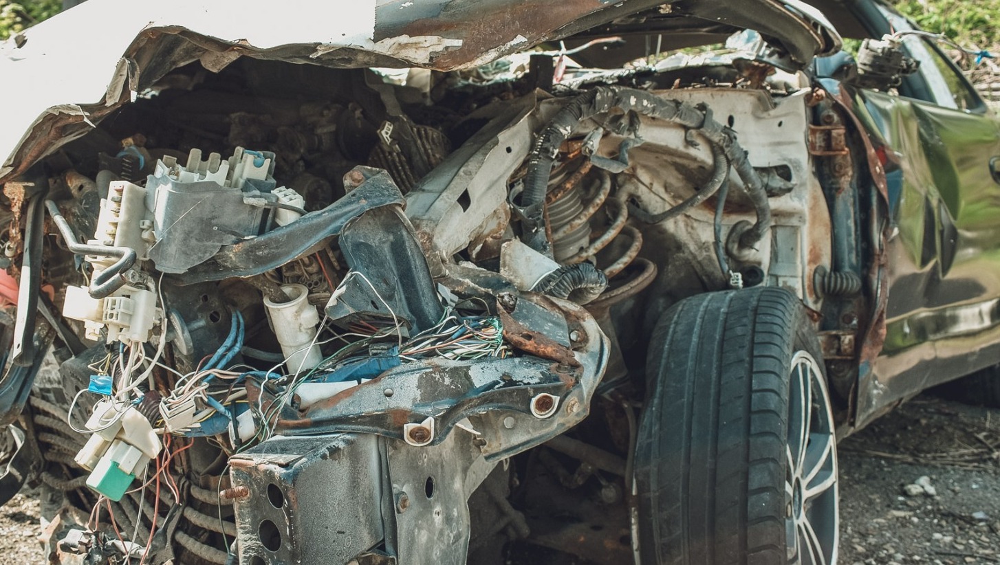 Вылетел в кювет и разбил авто: авария унесла человеческую жизнь в Приморье
