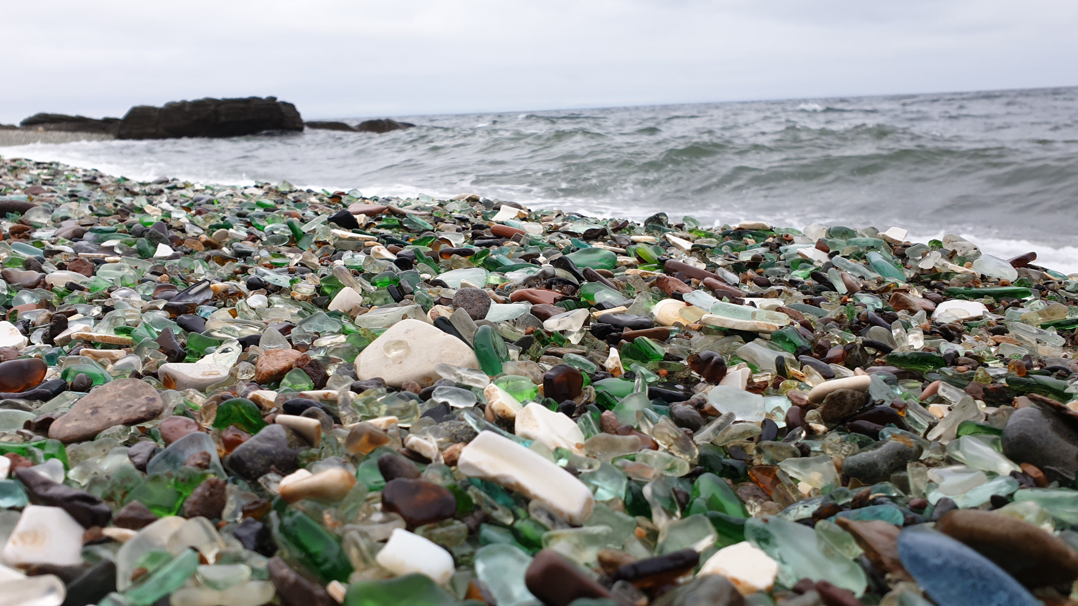 Исчезающий приморский пляж оказался одним из лучших в стране