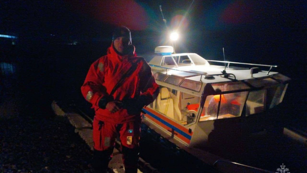 Рыбаков, унесенных в Японское море, спасли в Приморье