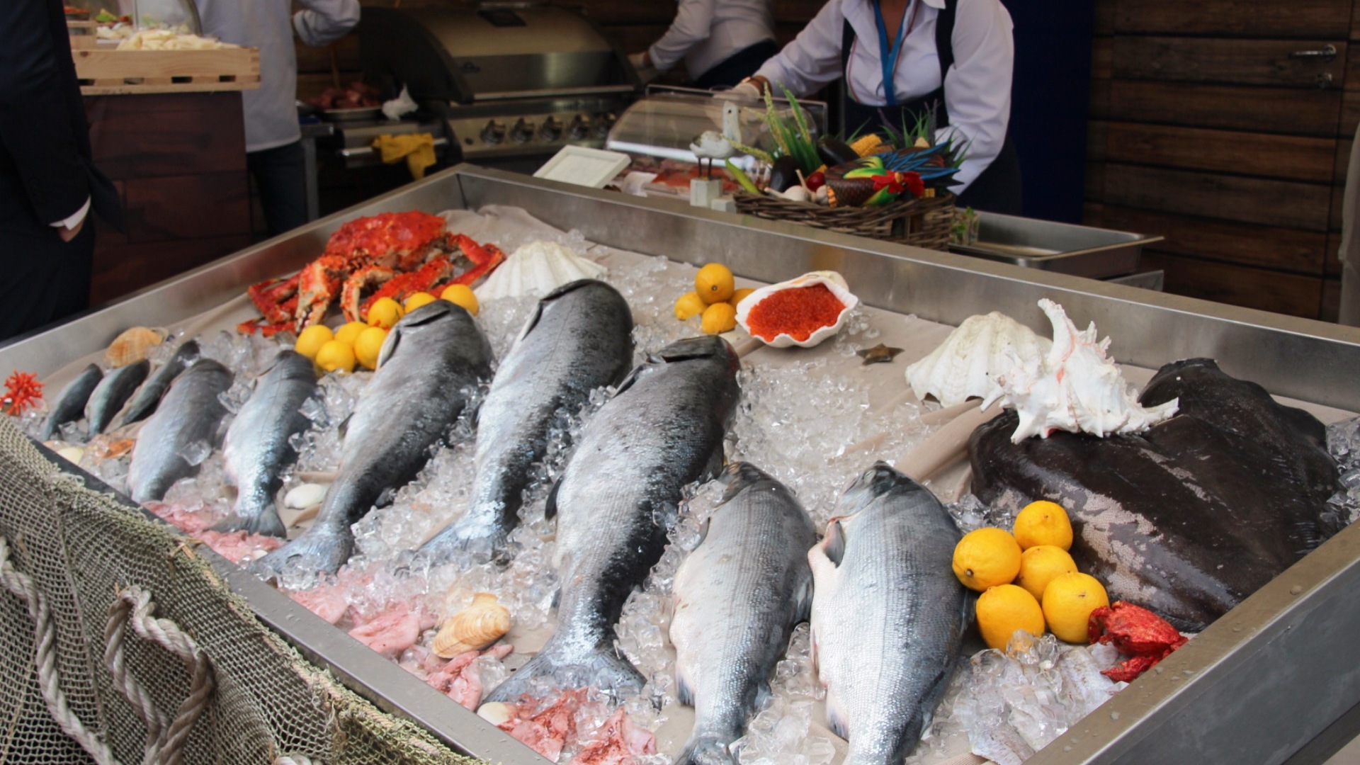 Правительство ввело гибкие экспортные пошлины на рыбу