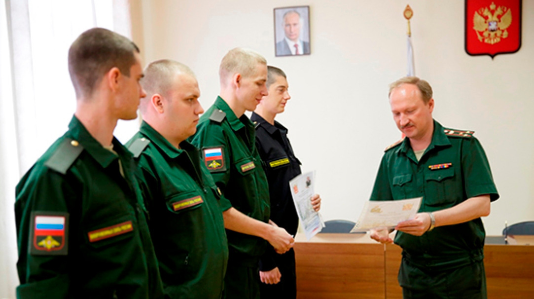 Волонтеры из Владивостока отправились на Донбасс