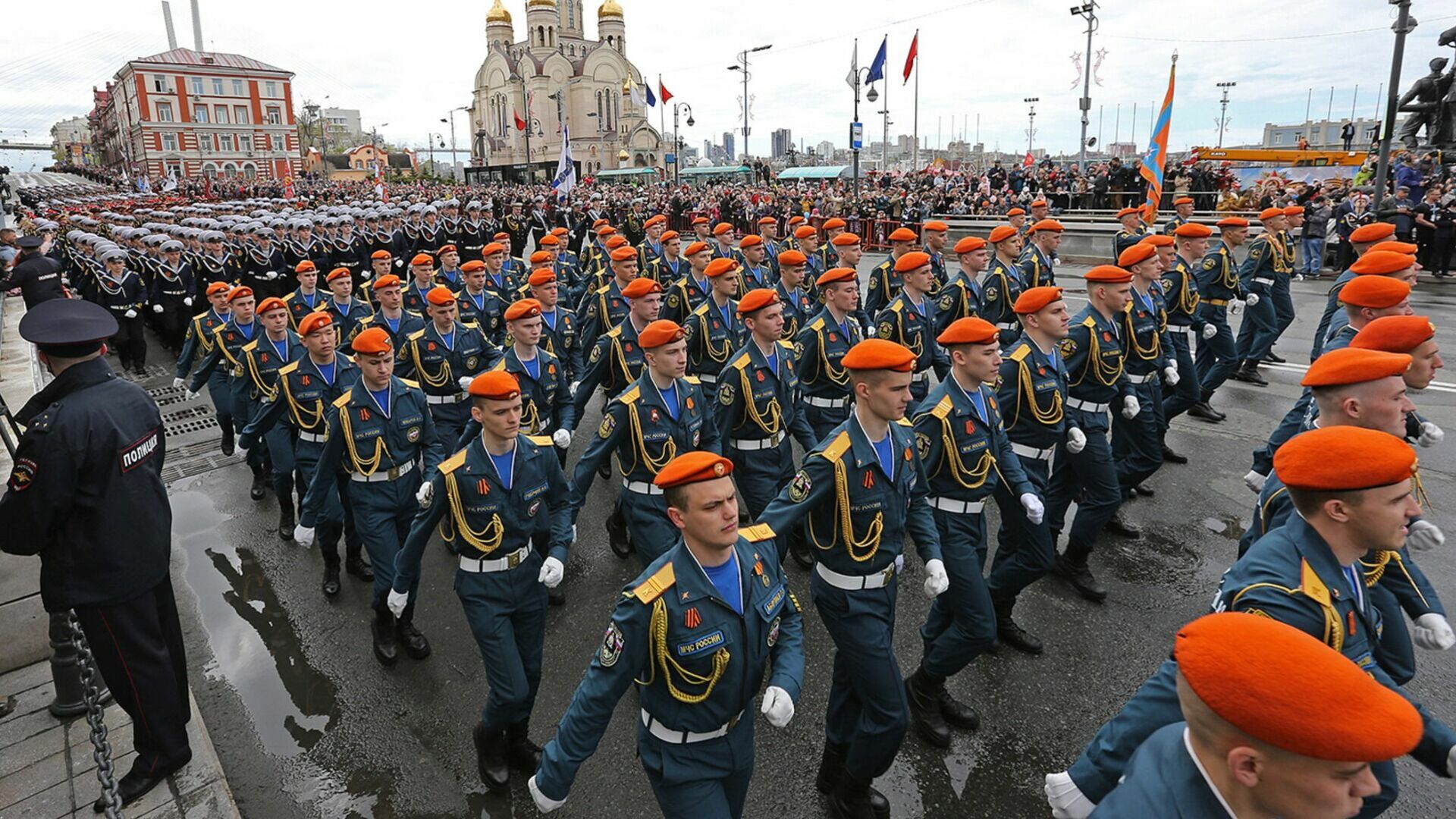 Центр Владивостока перекроют для репетиций парада на 9 мая — даты
