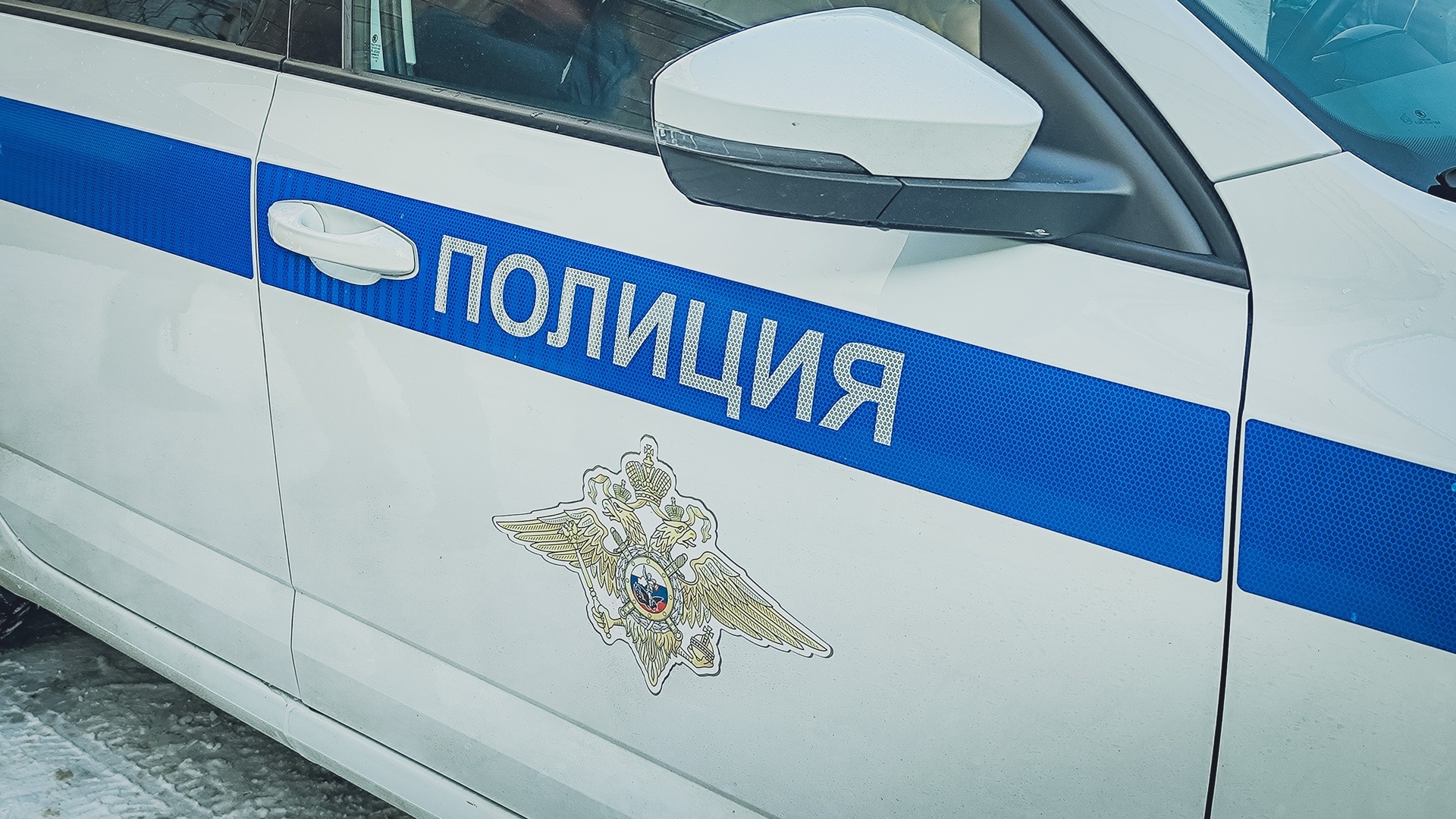 Полиция расследует инцидент с дракой двух водителей автобуса во Владивостоке
