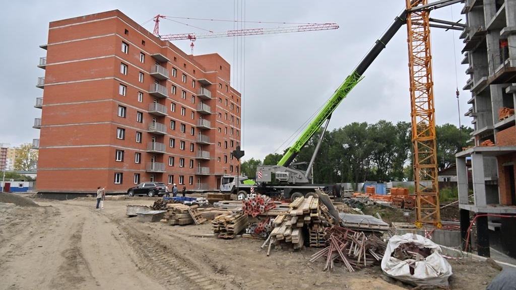 Пять новых многоэтажек строят в Хабаровске для переселения из аварийного жилья
