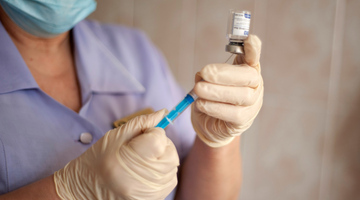 В частных клиниках Приморья откроют пункты вакцинации от коронавируса