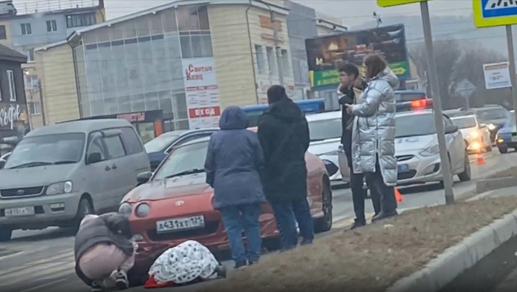 Пешехода сбили прямо на переходе в Приморском крае