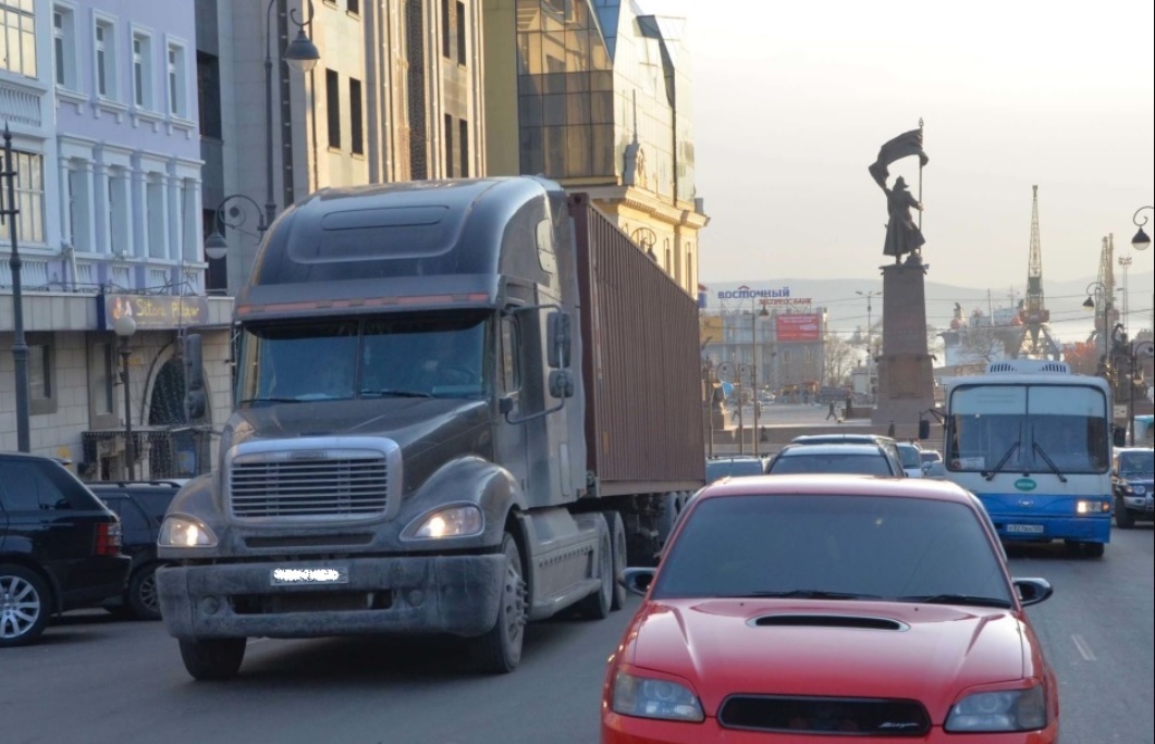 ГИБДД выставит дежурные посты — водителей Владивостока предупреждают об ограничении