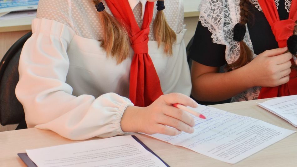 В Приморье прояснилась ситуация с «аннулированными» результатами сочинений школьников
