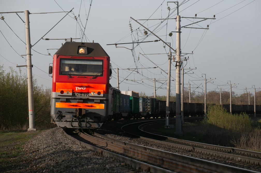 10-летняя девочка попала под поезд в Приморье