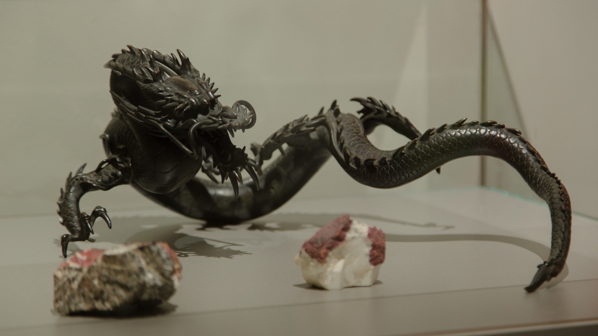 Драконы из ведущего музея Приморского края выставлены в Салехарде