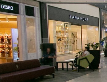 Улетели, но хотят вернуться: Zara готова открыть магазины в России заново
