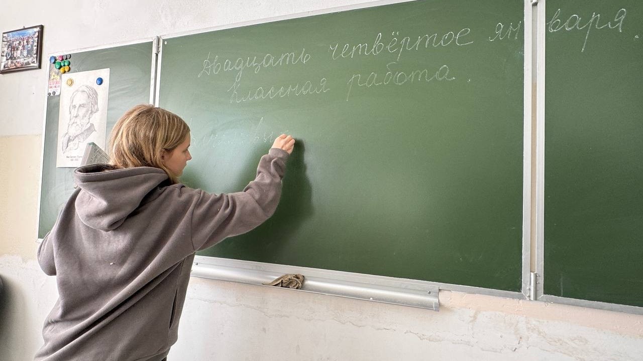 Школы и детсады не стали закрывать в обесточенном районе Владивостока