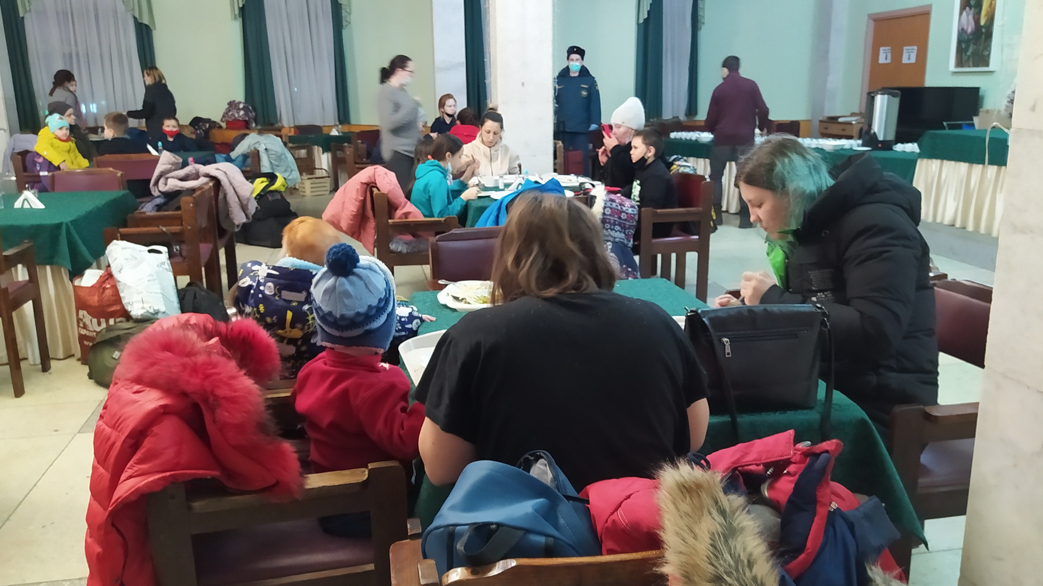 Беженцы из ДНР прибыли во Владивосток