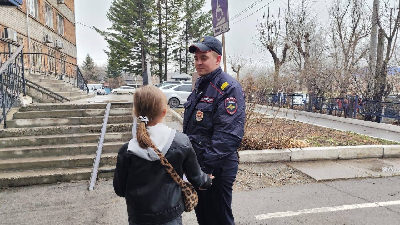 Школьница испугалась последствий и ушла из дома в Приморском крае