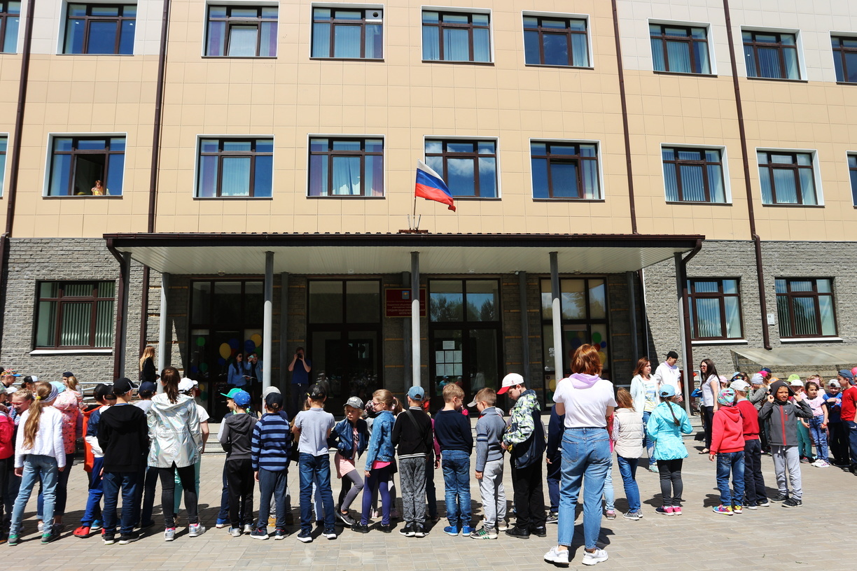 В Приморье обсудили, как справиться с дефицитом вожатых в детских лагерях
