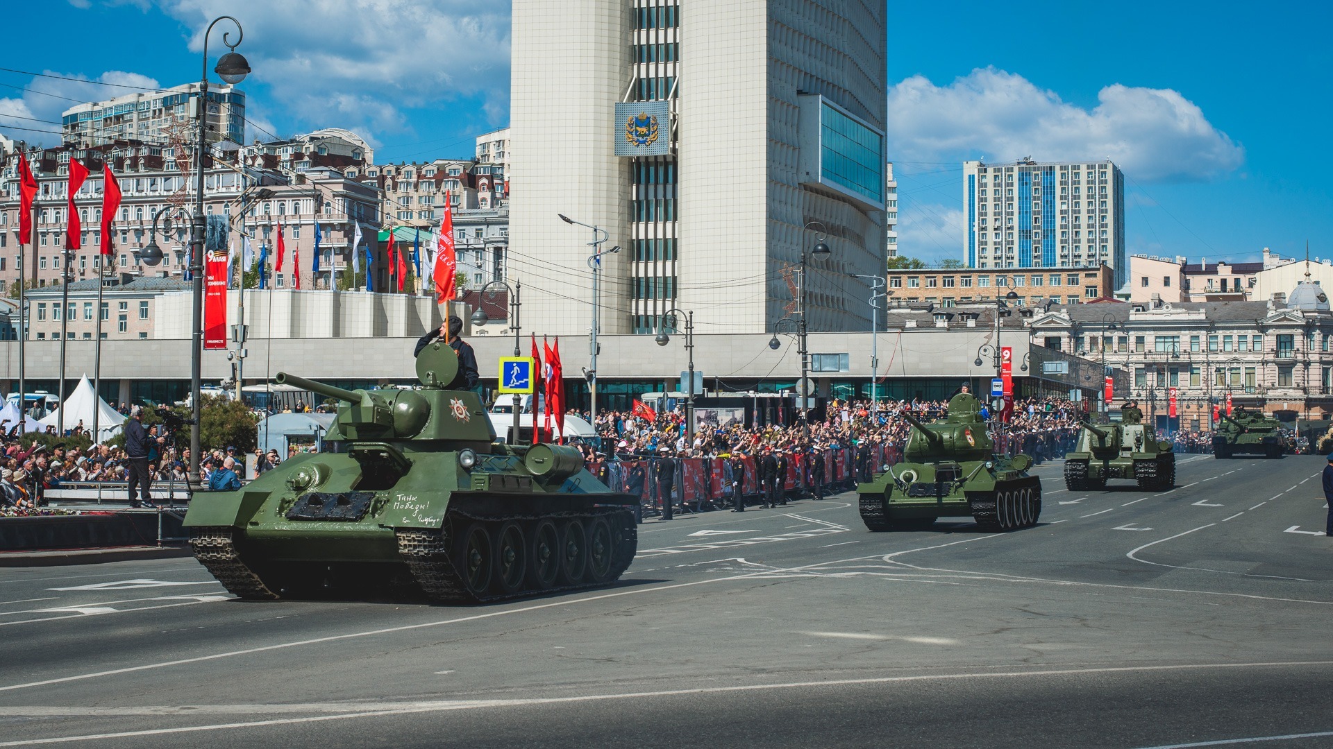 Репетиции парада Победы проходят во Владивостоке